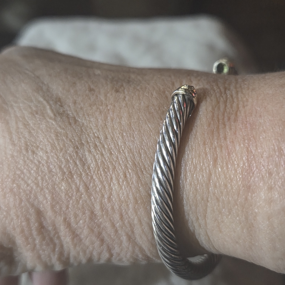 ***Host Pick***David Yurman Classic Cable 4mm Cuff Bracelet, Peridot, SS & 14k - Picture 10 of 12